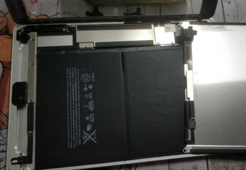 沈河区iPad Air换电池维修点分析iPad Air换电池图文教程分享